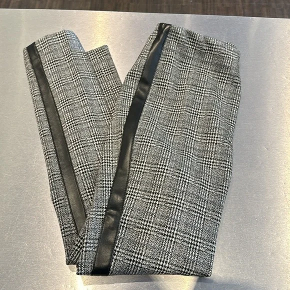 BAILEY 44 aubrey houndstooth plaid tuxedo pant in black and white size XS - Picture 4 of 14